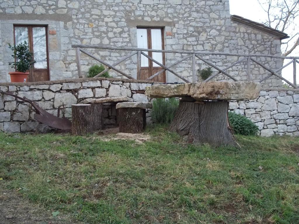 Il Vallone Di Melezzole Vila Exterior foto