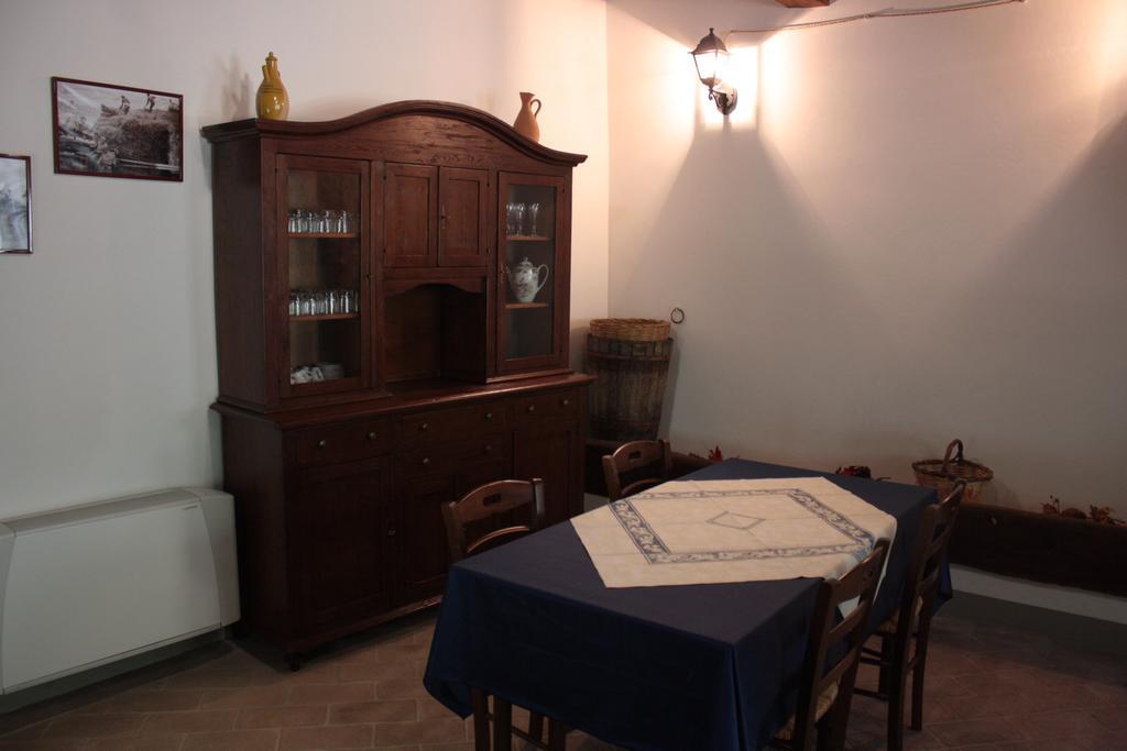 Il Vallone Di Melezzole Vila Exterior foto